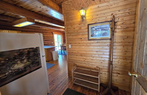 Drummond House | Drummond Island Hotel & Vacation Homes - Fairview Cove Log Home