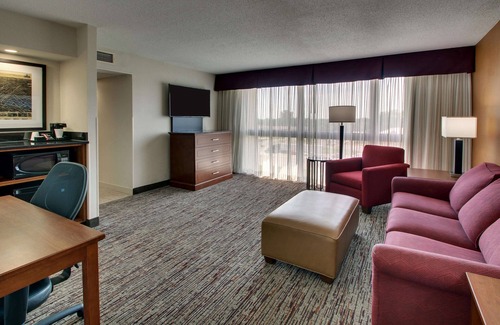 Evansville Hotel | Drury Inn & Suites Evansville East
