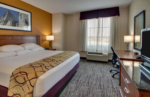 Findlay Hotel | Drury Inn & Suites Findlay