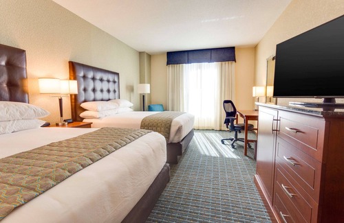 Gainesville Hotel | Drury Inn & Suites Gainesville