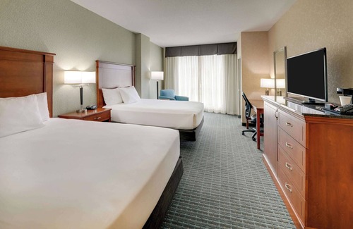 Grand Rapids Hotel | Drury Inn & Suites Grand Rapids