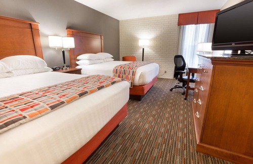 Joplin Hotel | Drury Inn & Suites Joplin
