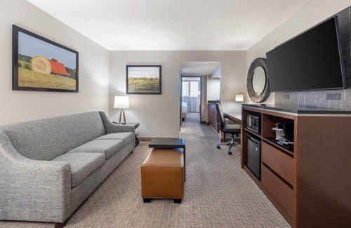 Paducah Hotel | Drury Inn & Suites Paducah