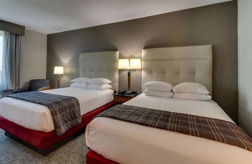 Deer Valley Hotel | Drury Inn & Suites Phoenix Happy Valley