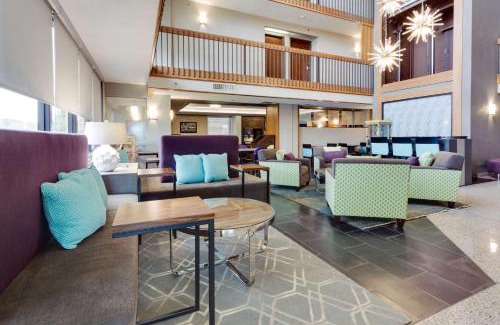 North San Antonio - SAT Hotel | Drury Inn & Suites San Antonio Northeast