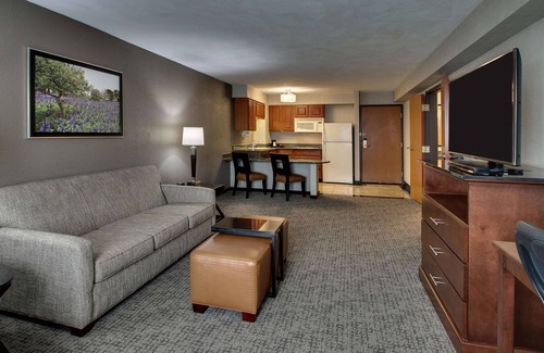 San Antonio Hotel | Drury Inn & Suites San Antonio Northwest Medical Center