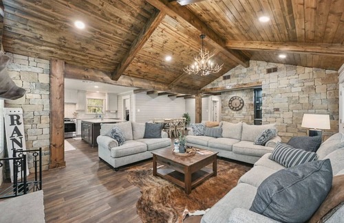 Bryan House | Dry Creek Ranch ~ Escape to wildlife in Aggieland!