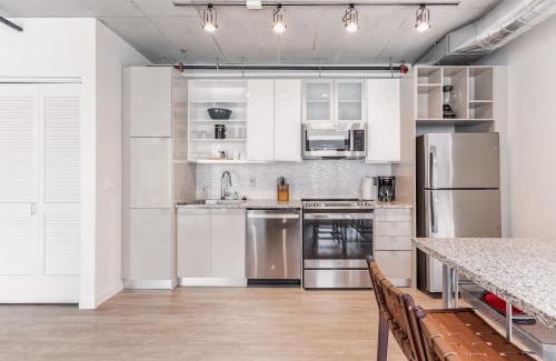 Gateway District Apartment | DT Delight Downtown Living Two-Bedroom Endless Access