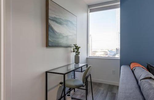 Downtown Edmonton Apartment | DT Edmonton King Suite with Parking & 100 Walk Score