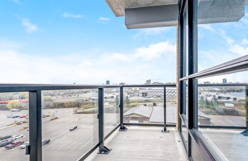 Kitchener House | DT High Rise Condo w Private Patio and View