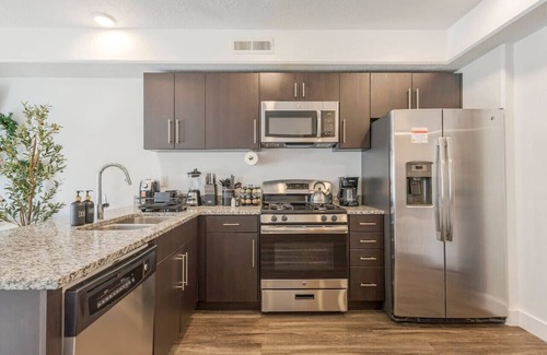 Rio Grande Apartment | DT SLC | Gym | Parking | Fire Pit | Walk Score 90