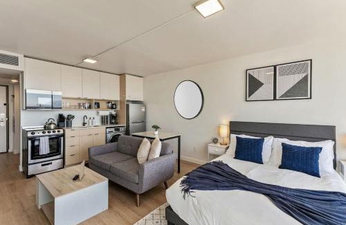 Downtown Salt Lake City Apartment | DT Studio Gym Pool Table 12th Floor Parking