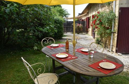 Lembras Apartment | Du vert & du bon air - Linge maison inclus - Parking Privé Gratuit - Centre ville Bergerac 10mn - Domaine Bellevue Cottage en Périgord