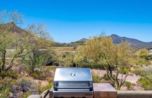 Desert Mountain House | Dual Master Suites in Exclusive Gated Community