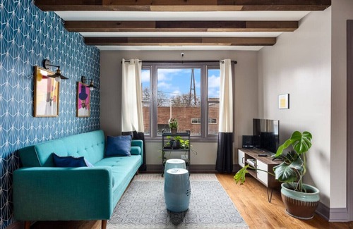 Bronzeville Bed & Breakfast | Dubois Guest House Room 203