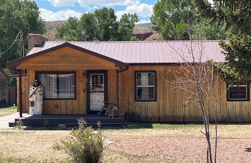 Dubois House | Dubois/Wind River Paradise Cabin