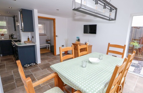 Long Sutton Cottage | Duck Pond Cottage