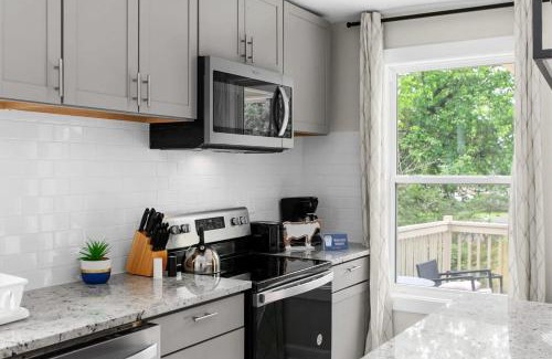 Birmingham House | Dugan Ave Both