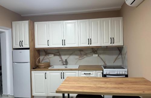 Korce Apartment | Dukati Guesthouse