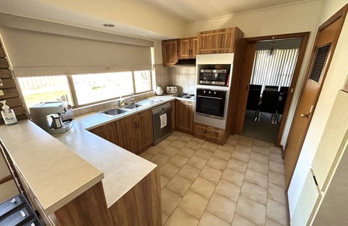 North Beach House | Dukes of Yorkes - Wallaroo Beach Frontage - Entire Home