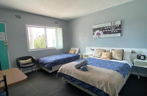 Tyndale Apartment | Dukes Plantation Retro Motel