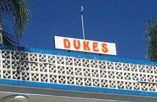Tyndale Apartment | Dukes Plantation Retro Motel