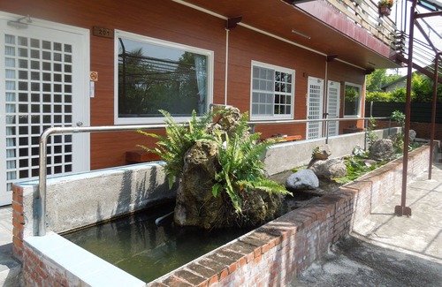 Donghe House | Dulan Red House