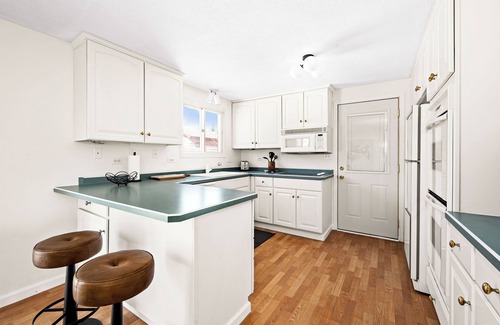 East End House | Duluth/Superior Marina View Home