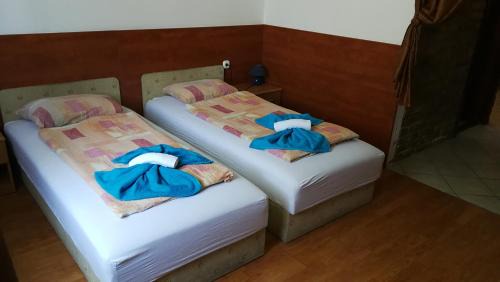 Goed House | Dunakanyar Bed & Breakfast Panzio