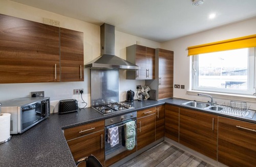 Dundee Apartment | Dundee City centre apartment - 3 bedrooms sleeps 6