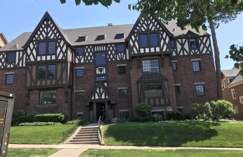 Dundee-Happy Hollow Historic District Condo | Dundee condo - great location close to CWS and Med Center