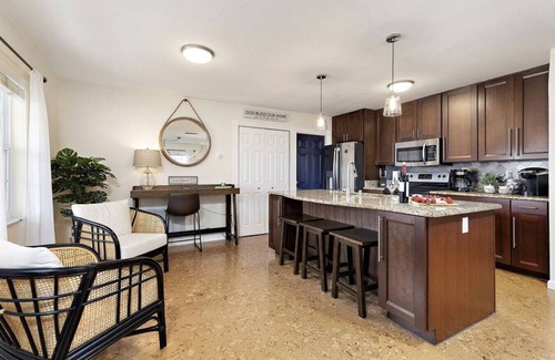 Dunedin House | Dunedin "Magnolia Retreat" - 5 min to #1 Beach