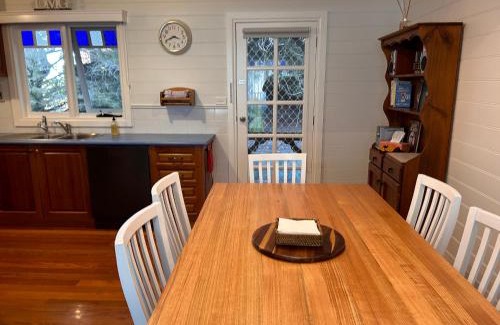 Port Fairy Villa | Dunes - Elegant Beach Villa with huge heated swim spa