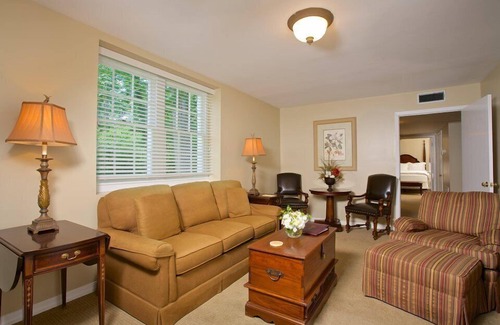 Natchez Bed & Breakfast | Dunleith Historic Inn