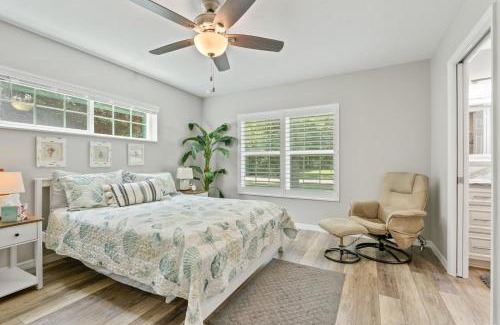 Dunnellon House | Dunnellon Dream. Pool, Fire Pit and Outdoor Bar