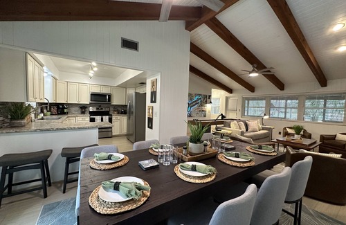 Dunnellon House | Dunnellon Dreams (3-Bedroom Home) with Pool by RedAwning