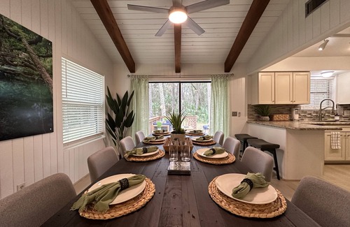 Dunnellon House | Dunnellon Dreams (3-Bedroom Home) with Pool by RedAwning