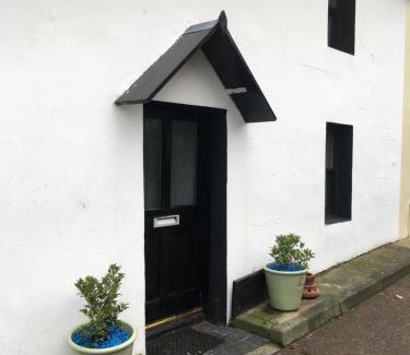 Stonehaven House | Dunnottar Cottage