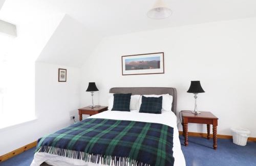 Stonehaven House | Dunnottar Woods House