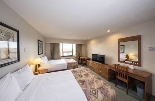 Fairview Hotel | Dunvegan Inn and Suites