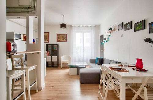 Madeleine-Champ de Mars Apartment | Duo getaway 100m from the Loire