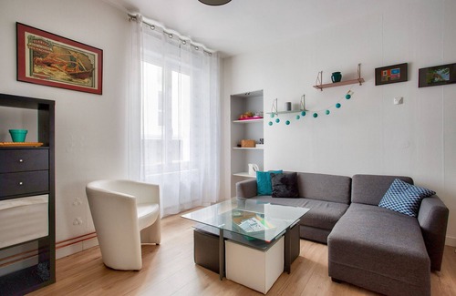 Madeleine-Champ de Mars Apartment | Duo getaway 100m from the Loire