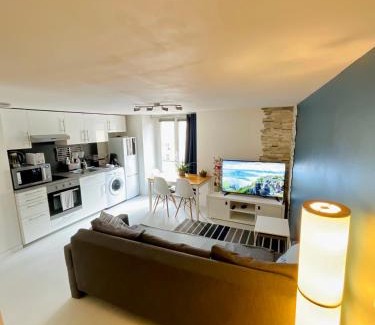 Montlhery Apartment | Dupleix Centre Ville Montlhéry Parking 30min Paris