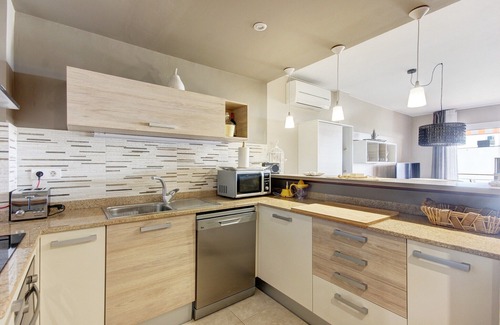 Palau-Saverdera Apartment | Duplex apartment in Palau-saverdera