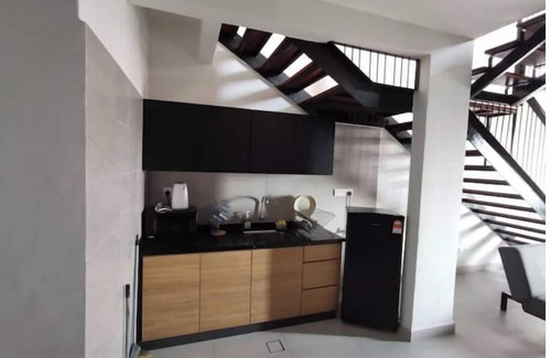 Cyberjaya Apartment | Duplex Apartment Lakeview - Free Netflix & WiFi