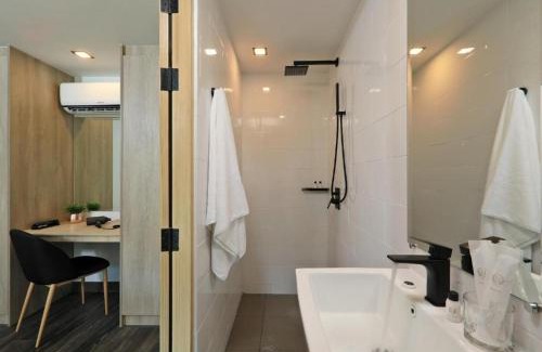 Nai Harn Apartment | Duplex Condo pool access