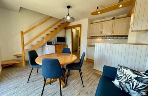 Quiberon Apartment | Duplex confortable à Quiberon - 2 pièces, 4 pers., 38m², balcon, parking, animaux acceptés - FR-1-478-40