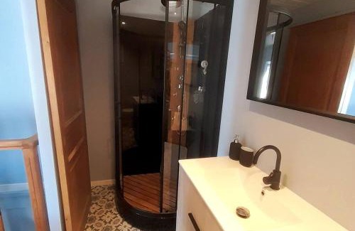 Saint-Hostien Apartment | Duplex de 40m², refait à neuf