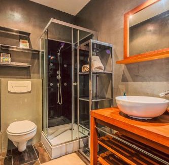 Douai Apartment | Duplex en cave voutée au coeur de Douai