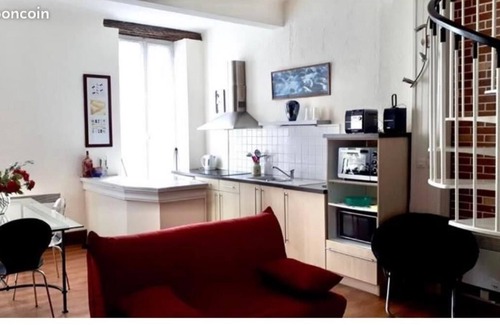 Bagneres-de-Bigorre House | Duplex en Plein Cœur de Bagneres de Bigorre - Cure Accepté
